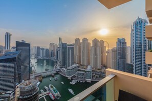 1 bedroom, Internet - Amazing Dubai Marina Studio Pool Beach Sea View (Dubai)