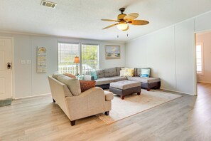 Interior - 2 Blocks to Beach! Family-friendly Home in PCB (Panama City Beach)