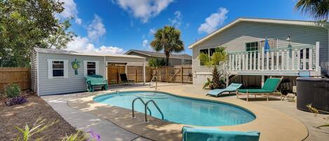 House (3 Bedrooms) | Front of property