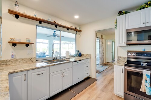 Heated Pool + Lanai: Peaceful Punta Gorda Stay