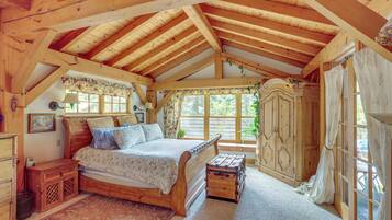 House (6 Bedrooms) | Interior