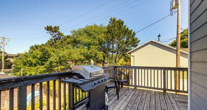 Walk to Shore: Home w/ Deck in Rockaway Beach!