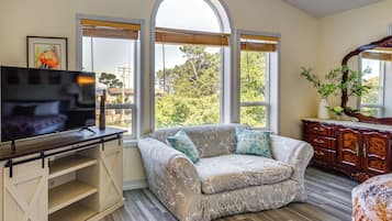 Căn hộ (4 Bedrooms) | Nội thất