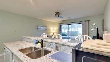 Apartment (1 Bedroom) | Interior