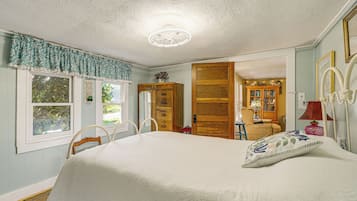 Cottage (2 Bedrooms) | Interior