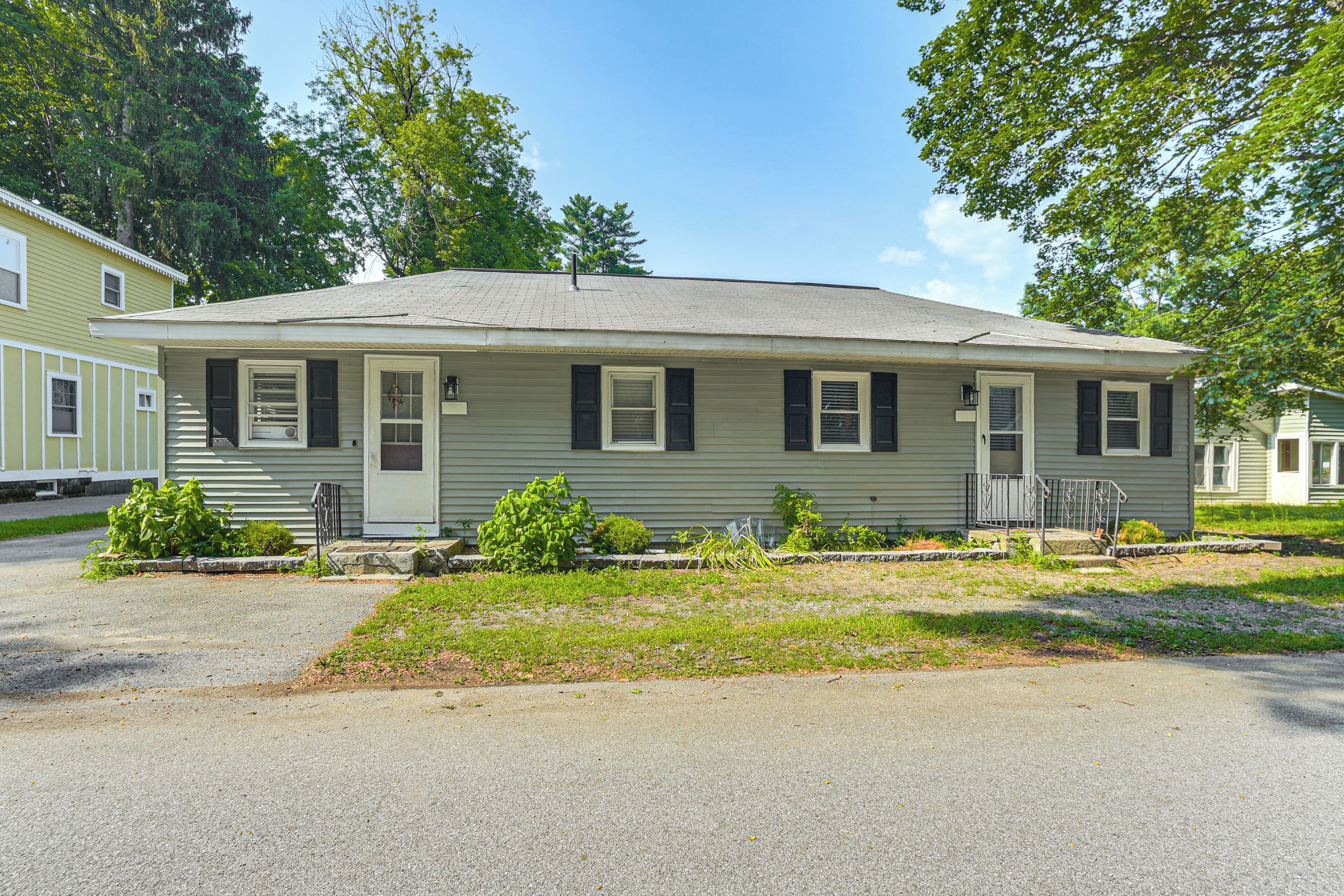 Apartment (2 Bedrooms) | Front of property