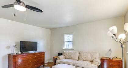 1 Mi to Dtwn Saratoga Springs: Cozy Duplex Apt!