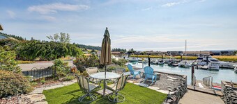 Waterfront Home w/ Dock & Hot Tub in Oak Harbor!