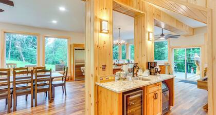Resting Eagle Cabin w/ Mtn Views in PA Wilds