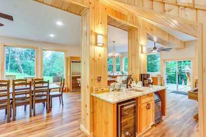 Resting Eagle Cabin w/ Mtn Views in PA Wilds