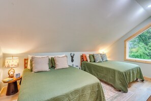 House (6 Bedrooms) | Interior