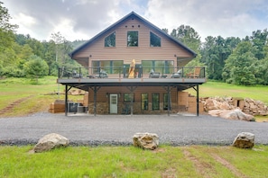 House (6 Bedrooms) | Interior
