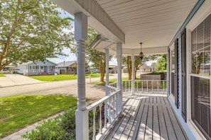 House (3 Bedrooms) | Interior - 5 Mi to Downtown Morgan City: Waterfront Retreat (Morgan City)