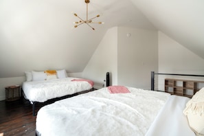 Exclusive Duplex, Non Smoking | Egyptian cotton sheets, premium bedding, memory-foam beds, free minibar