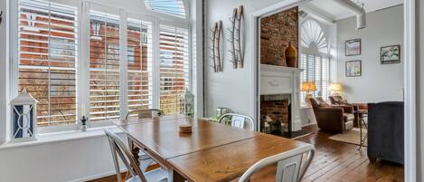 تناول الطعام