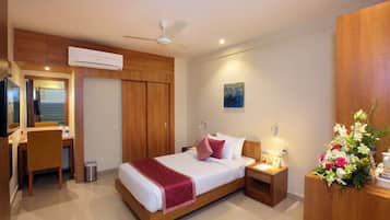 Standard Room | Desk, free WiFi