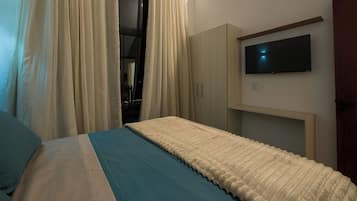 Caja de seguridad en la habitaciĂłn y cortinas blackout