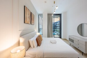 2 عدّة غرف نوم ومكواة/لوح كي وواي فاي مجانًا وملاءات أسرّة