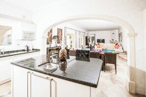 Biệt thự (4 Bedrooms) | Nội thất