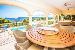 Biệt thự (4 Bedrooms) | Ngoại thất
