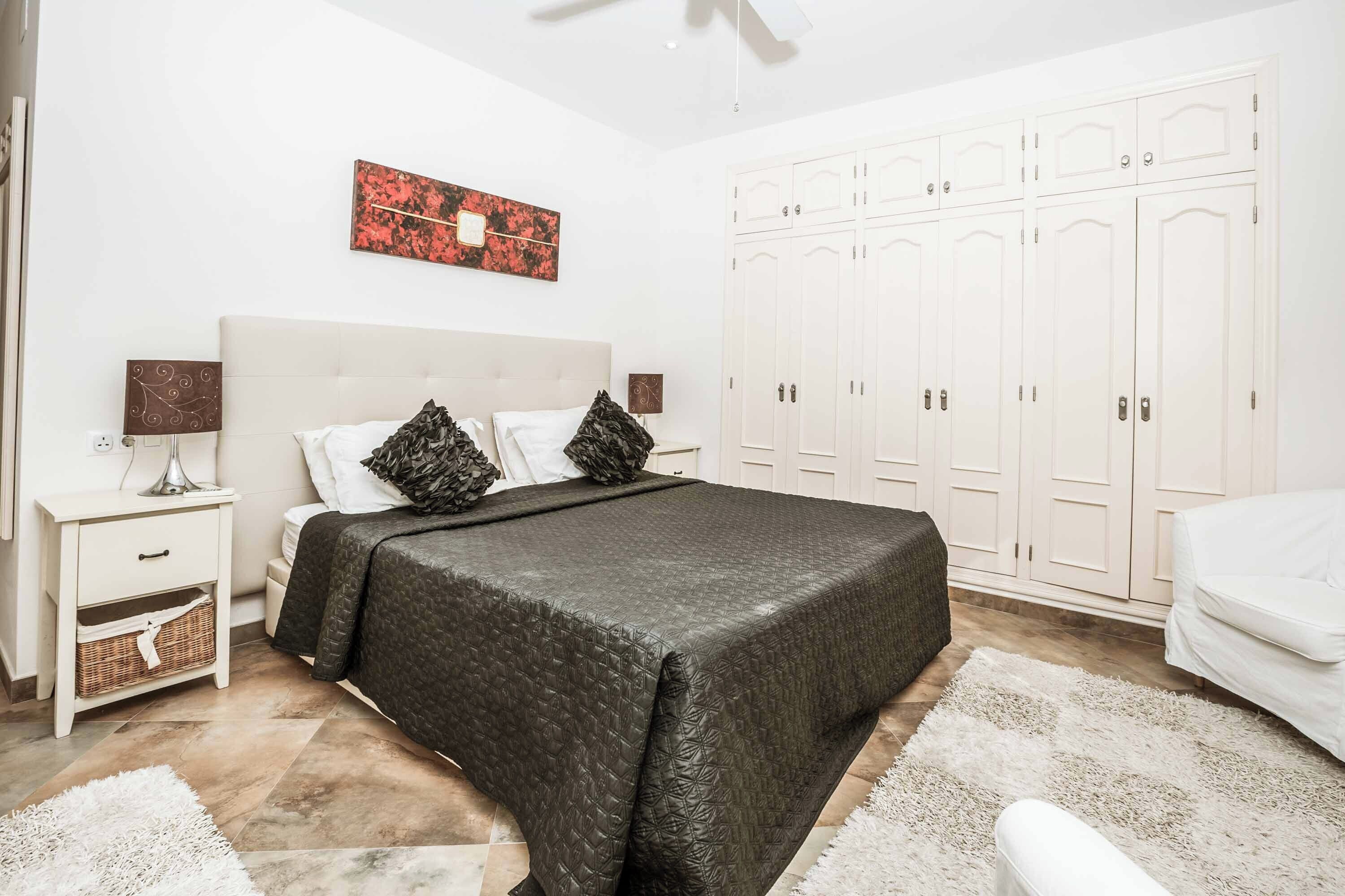 Villa (4 Bedrooms) | Interior