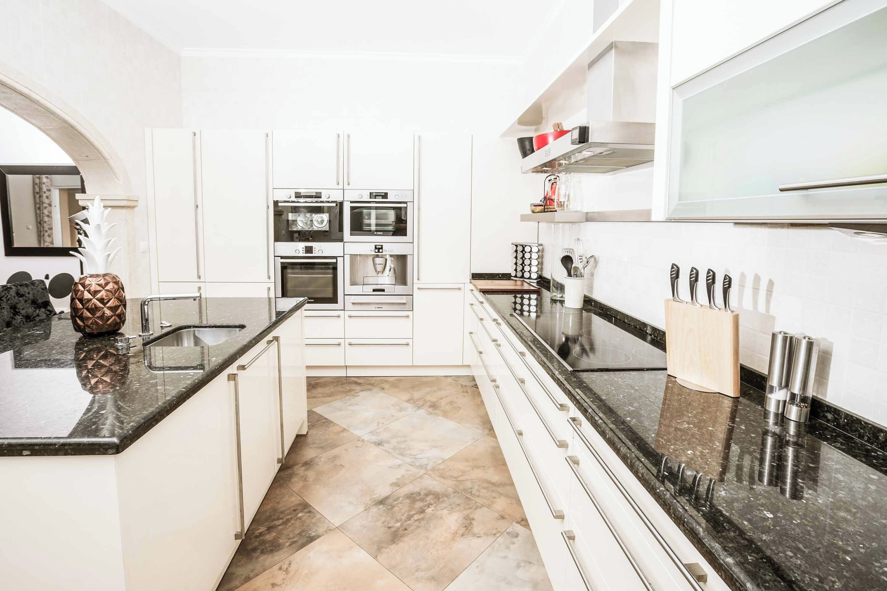 Villa (4 Bedrooms) | Interieur