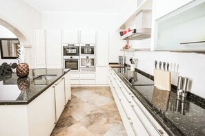 빌라 (4 Bedrooms) | 내부