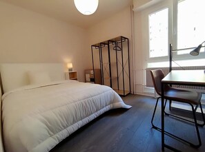 1 bedroom, WiFi, bed sheets