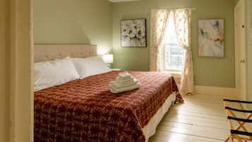 4 室のベッドルーム、アイロン / アイロン台、旅行用ベビーベッド、WiFi (無料)