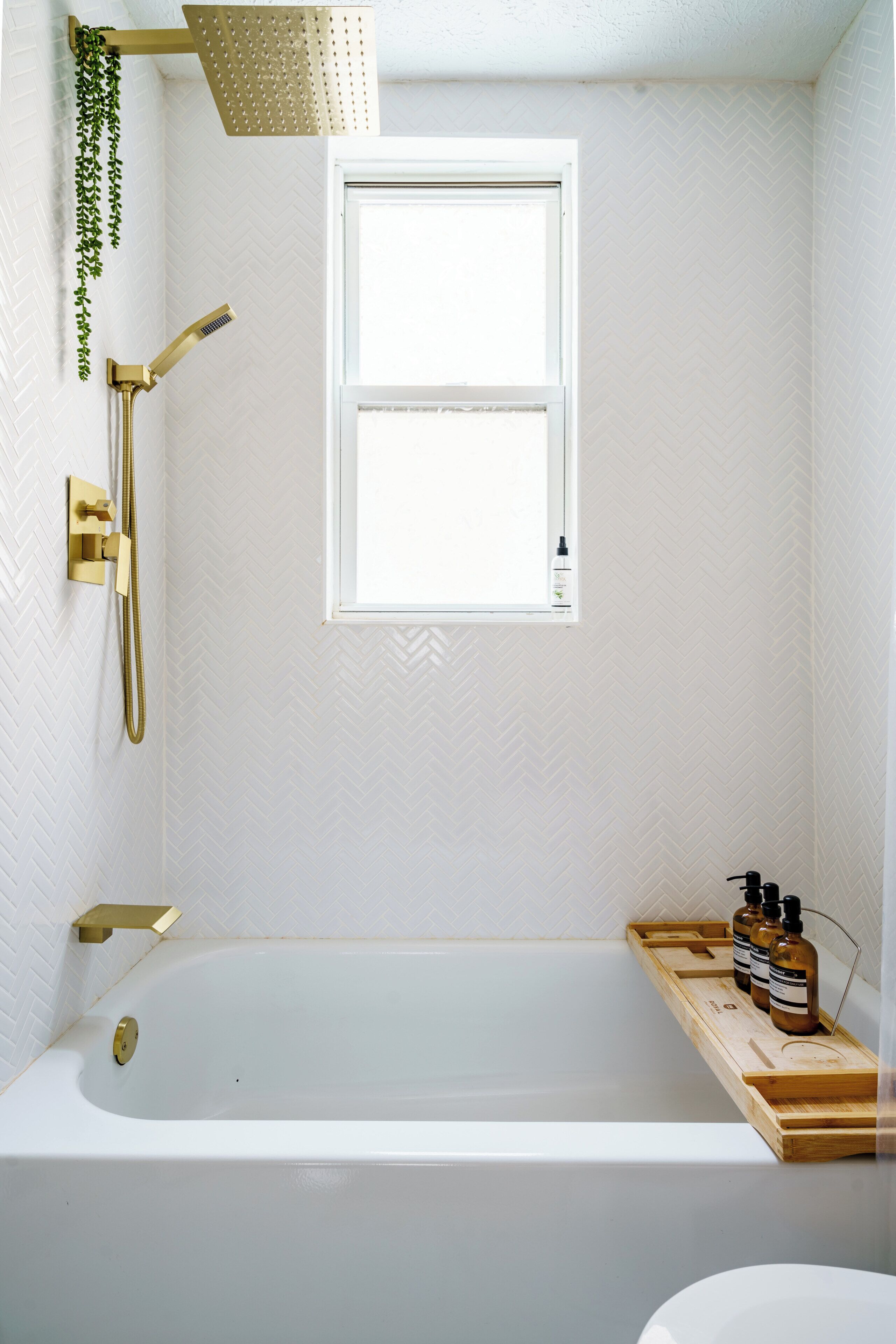 Hand-held showerhead