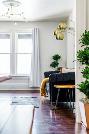 55-inch Smart TV with digital channels, Netflix, Hulu - Jungle House Boutique Suites – Short North & Convention Center (Columbus)