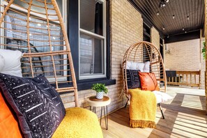 Jungle Gem | Terrace/patio