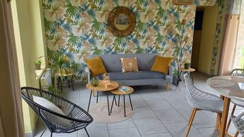 Télévision, chaîne hi-fi