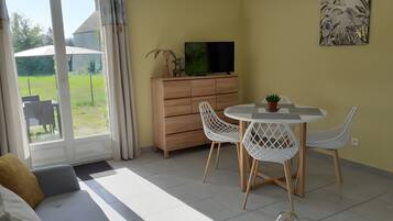 TV, stereo