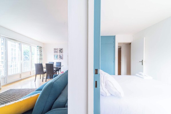 1 chambre, fer et planche à repasser, Wi-Fi, draps fournis