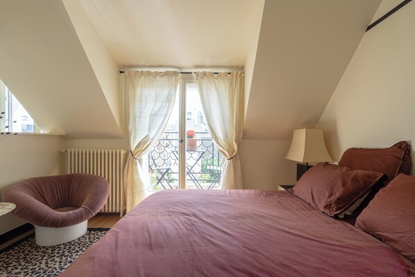 1 bedroom, iron/ironing board, WiFi, bed sheets