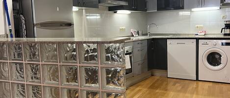 Fridge, microwave, oven, dishwasher