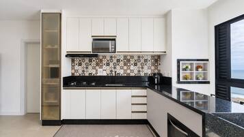 Basic Apartment | Private kitchen