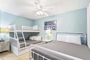 2 bedrooms, iron/ironing board, WiFi, bed sheets