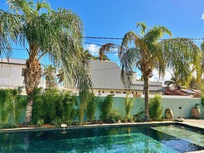 Outdoor pool - *VILLA RAVENALE* - Ocean 150 m away (Saint-Paul)