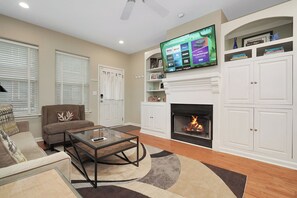 TV, fireplace