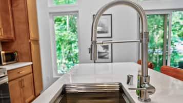 联排别墅, 1 间卧室 | 私人厨房 | 冰箱、烤箱、茶具/咖啡用具、烤面包机