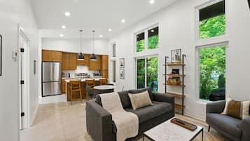 聯排別墅, 2 間臥室 | 起居區 | 智慧型電視、串流服務