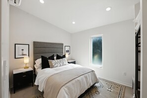 Townhome, 2 Bedrooms | 2 bedrooms, free WiFi