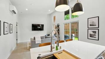 Townhome, 1 Bedroom | Interior