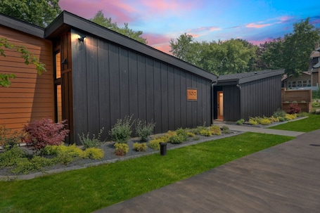 Townhome, 2 Bedrooms | Exterior