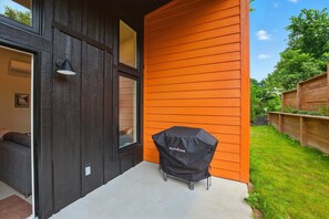 Townhome, 2 Bedrooms | Terrace/patio