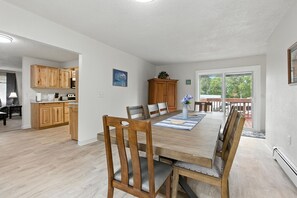 House, 5 Bedrooms | Dining