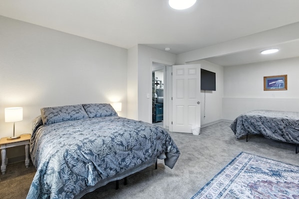 House, 5 Bedrooms