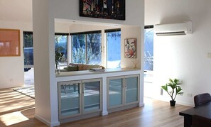 TV, offices